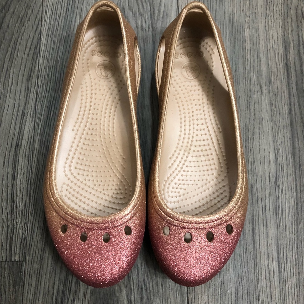NWOT Rose Gold Flats